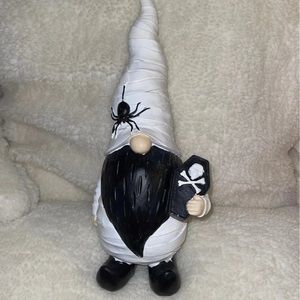 Ceramic Mummy gnome